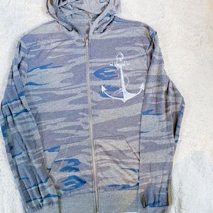 NWOT Women's Medium Camo Zip Up